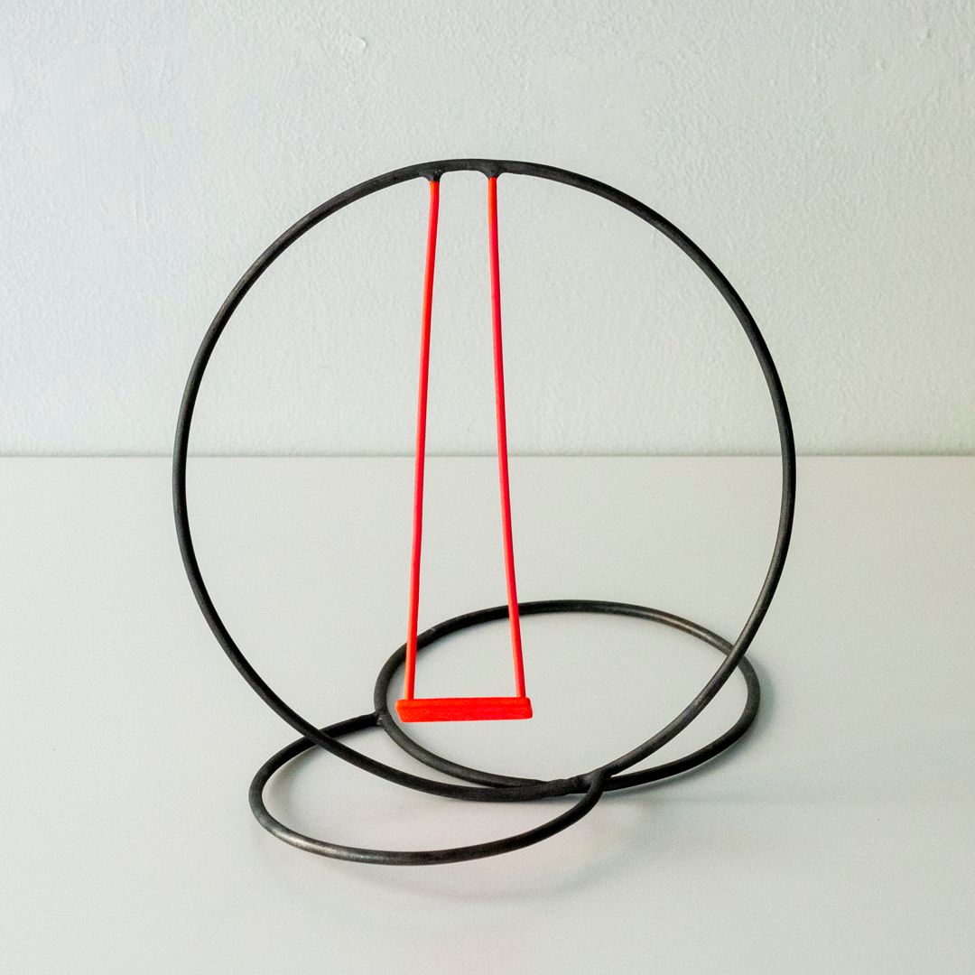 藤沢 レオ 静かな日 -陽だまりのブランコ- / 2026 / Sculpture / H18 × W19 × D19 cm